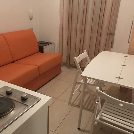 New Prophet Bed & Breakfast Cattolica Exterior photo